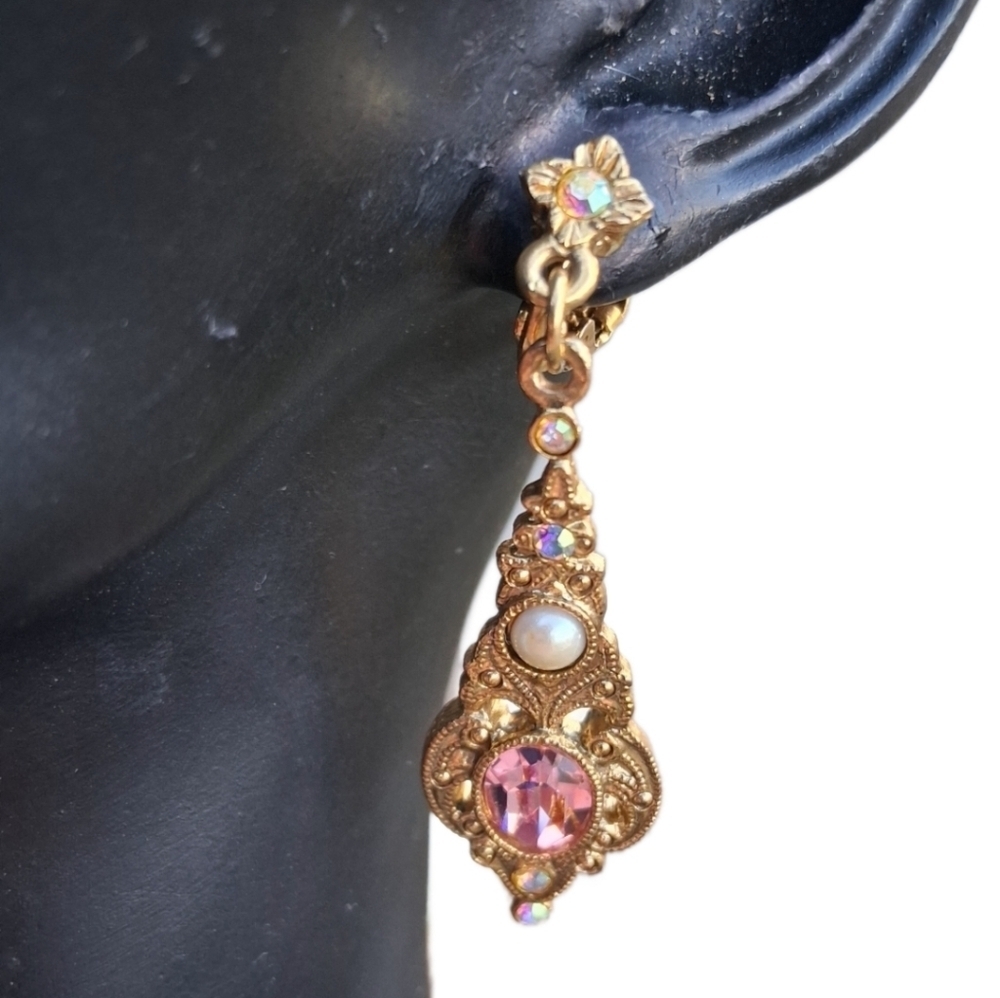 ​💖 1928 Jewelry Company Pink Crystal & Pearl Drop Clip Earrings| Victorian
